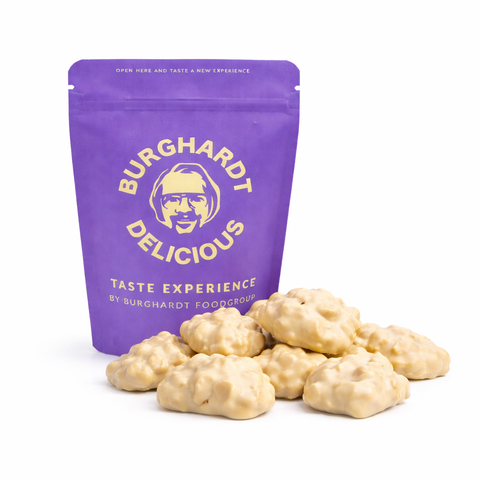 Erdnussberge in weißer Schokolade